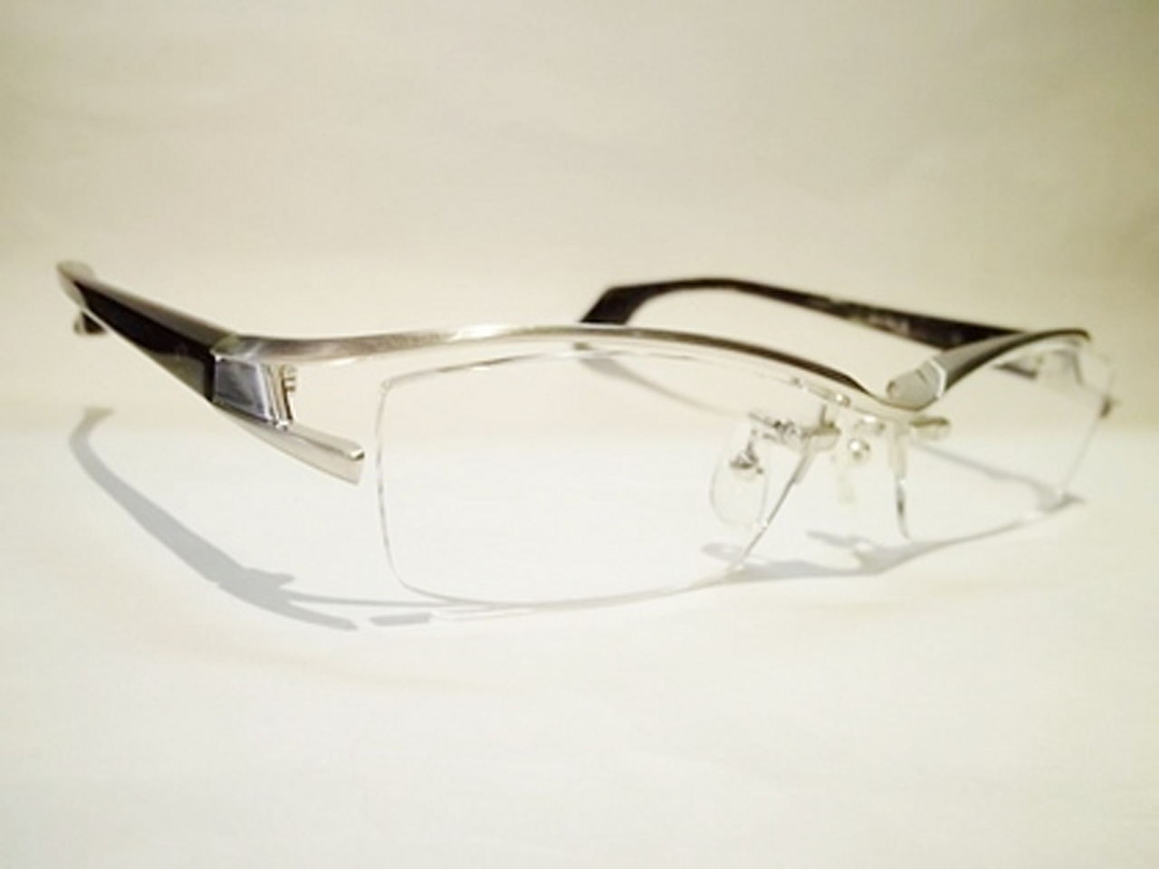 大口販売美品 送料無料 JAPONISM ジャポニズム JN-460 ブラック ジャポニスム 鯖江 日本製 βチタン 眼鏡 メガネ フレーム サングラス 999.9 ナイロール、ハーフリム